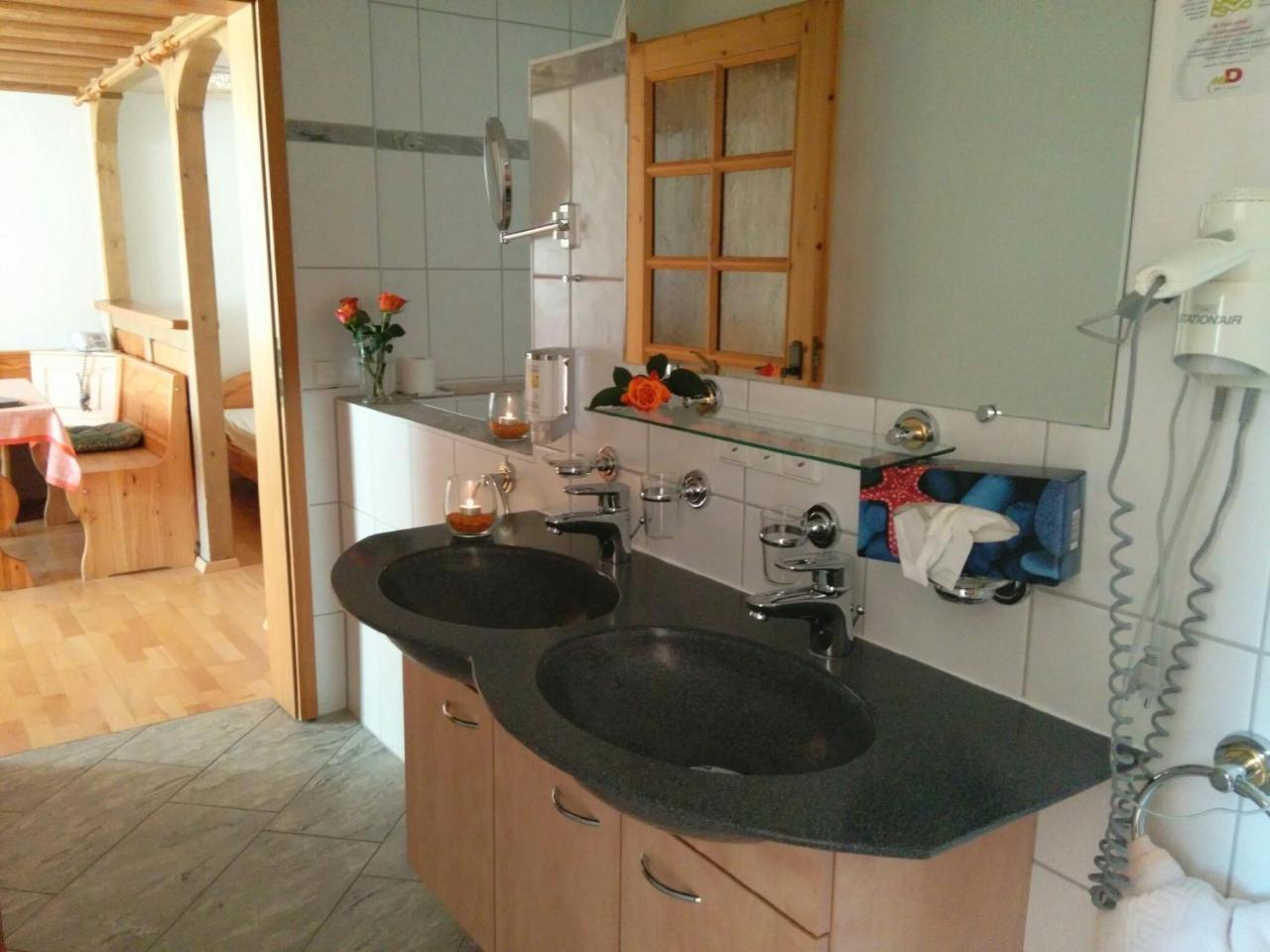 Hotel Kaltenbach Schönwalde Esterno foto